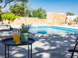 Ferienwohnung Cesare mit Pool und Meerblick - Ližnjan - image1