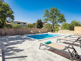 Appartement Ližnjan Buitenaudio-opname 9