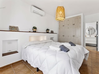 Villa Tías Features 27