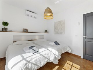 Villa Tías Features 28
