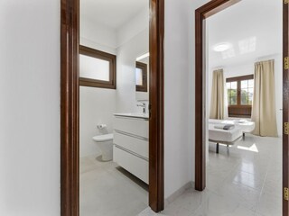 Villa Tías Features 31