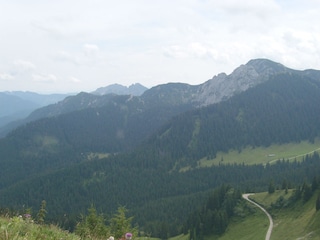 Zahlreiche Berg- und Wanderwege als Ausflugsziele