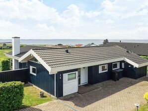 6 Personen Ferienhaus in Karrebæksminde-By Traum - Karrebæksminde - image1