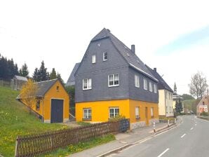 Holiday house Spacious Holiday Home in Bärenstein with Garden - Baerenstein - image1