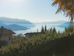 Gemütliches Ferienhaus in Colmegna mit eingezäuntem Garten - Luino - image1