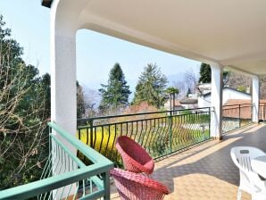 Apartment Attraktives Ferienhaus mit privater Terrasse - Luino - image1