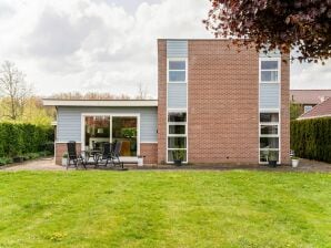 Holiday house Schönes Ferienhaus in Zeewolde mit Pool - Ermelo - image1