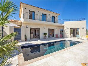 Maison de vacances Superbe villa avec piscine et vue sur la mer - Monticello - image1