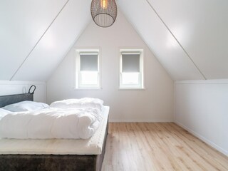 Holiday house Sint-Maartensdijk Features 13