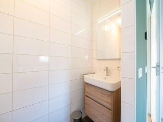 Holiday house Sint-Maartensdijk Features 29