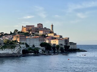 Portoferraio ist 15 Min von der Villa entfernt