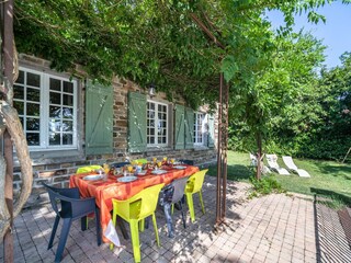 Villa Saint-Denis Outdoor Recording 6