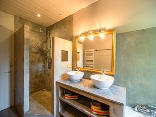 Villa Saint-Denis Features 30