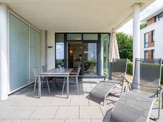 Sommer Terrasse mit Meerblick