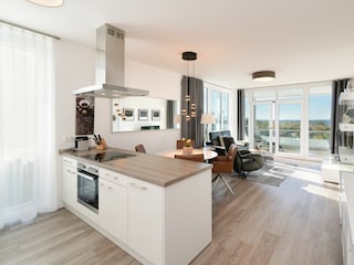 Wohnbereich mit direktem Blick auf die Ostsee