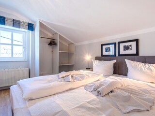 Schlafzimmer I mit Doppelbett