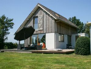 Holiday house Stavoren, holiday home for 6 people at the marina FR079 - Stavoren - image1