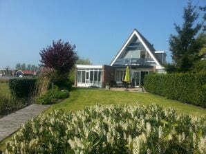 Holiday house Sneek, holiday home Sneekermeer FR127 - Uitwellingerga - image1