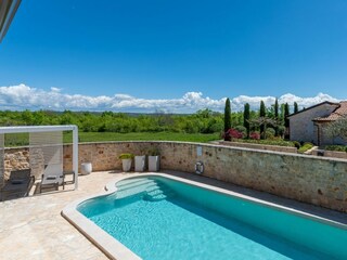 Villa Vabriga Environment 37