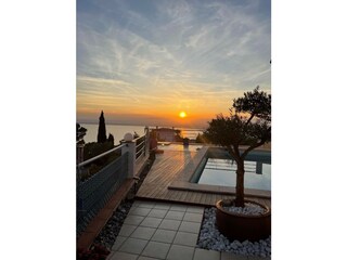 Abendstimmung am Pool