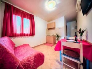 Apartments Bruna Lastovo-Standard One Bedroom Apartment with Balcony and Sea View-Crveni - Pasadur - image1