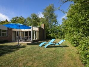 Bungalow with fireplace, in a holiday park - Sint Maartenszee - image1