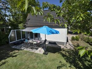 Holiday park Cozy holiday home with lots of privacy - Sint Maartenszee - image1