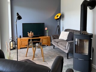 Wohnzimmer mit Kamin