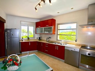 Modern kitchen