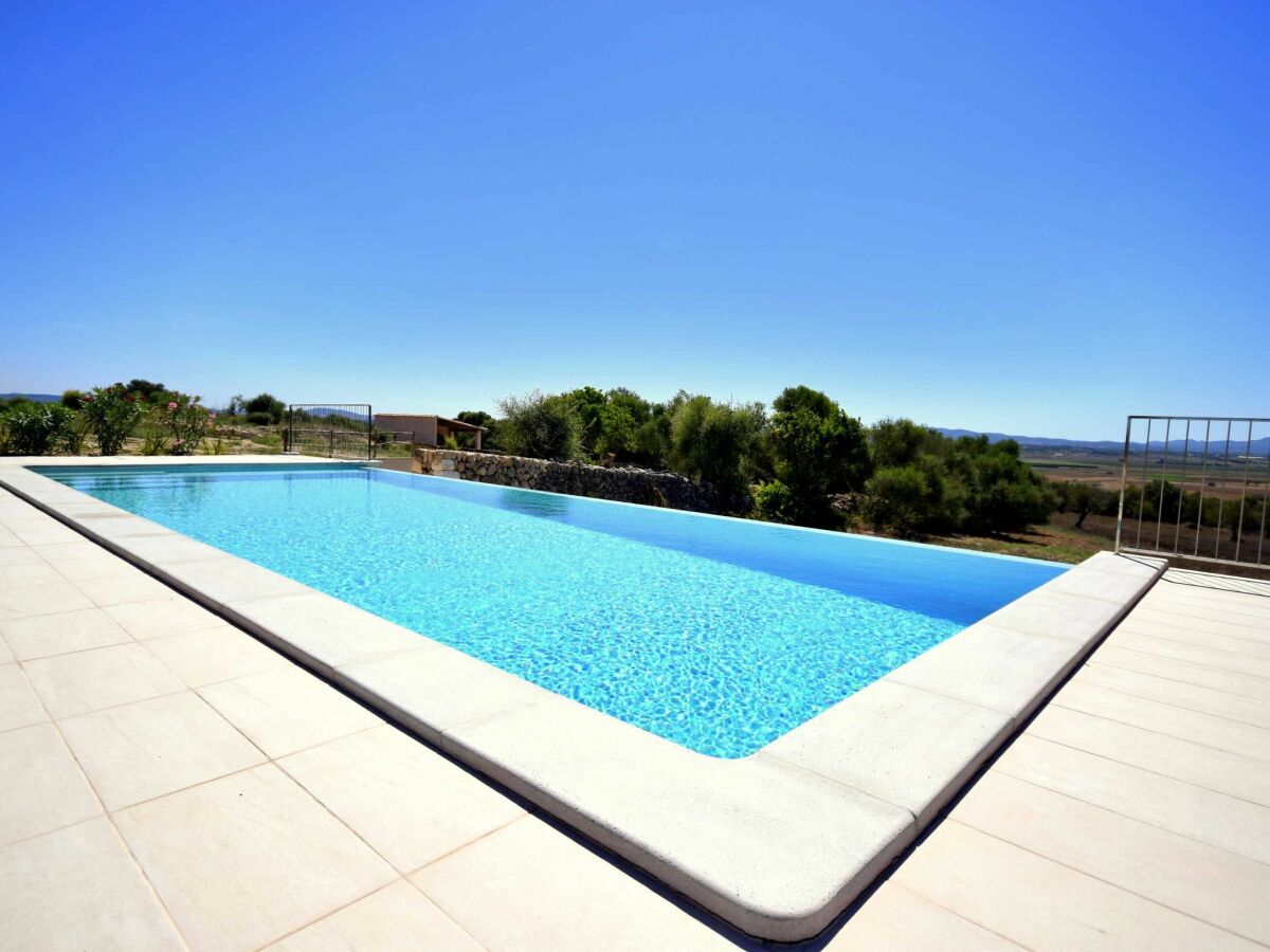 Infinity-Pool