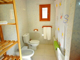 Badezimmer 2, voll ausgestattet
