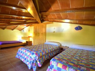 Schlafzimmer 4