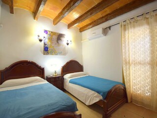 Schlafzimmer 6 mit 2 Einzelbetten