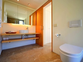 Badezimmer 2