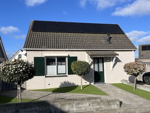 Ferienhaus luxuriös und komfortabel (Grevelingen 26)