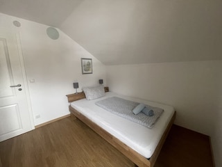4. Schlafzimmer im 1. Obergeschoß