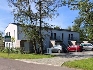 Außenansicht Parkplatz