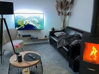 Wohnzimmer mit Kamin