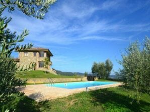 Maison de vacances attrayante à Grotte di Castro avec piscine chauffée - San Lorenzo Nuovo - image1