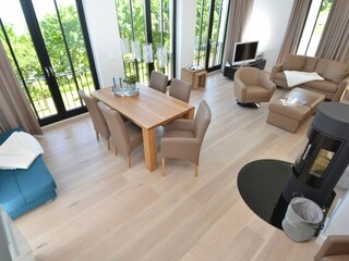 Esstisch im Wohnbereich