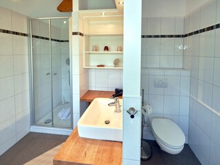 Badezimmer 1