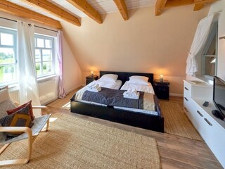 Schlafzimmer 2