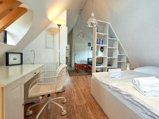 Schlafzimmer 3