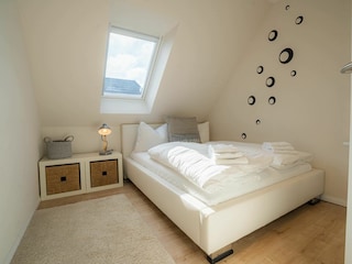 3. Schlafzimmer