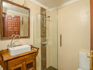 Villa Orba Features 29
