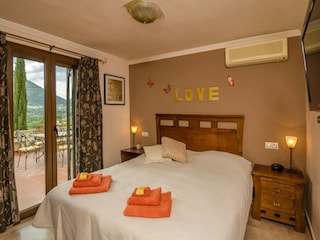 Villa Orba Caratteristiche 26