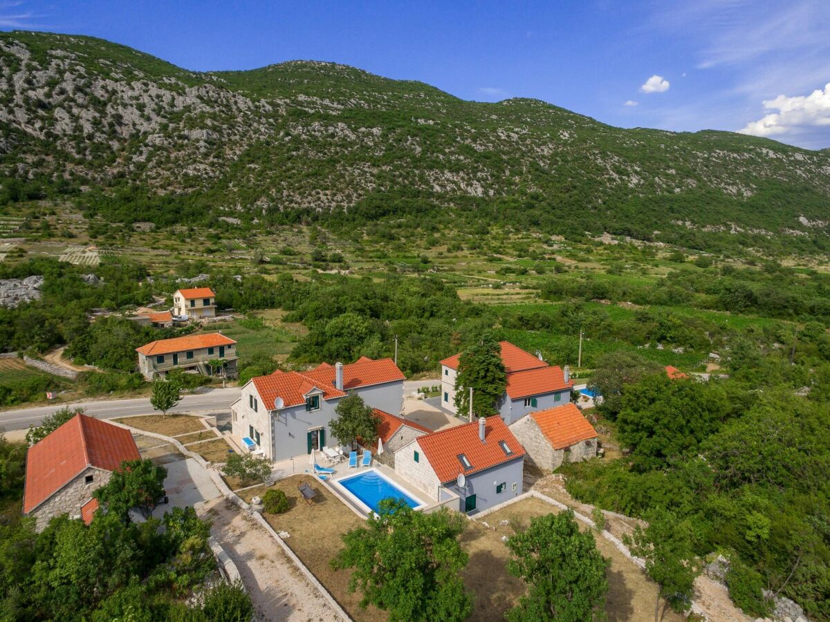 Ferienhaus Rašćane Umgebung 3