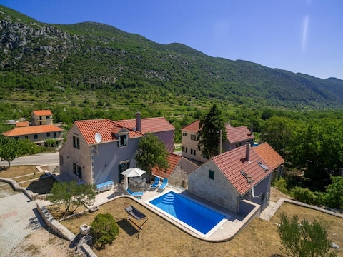 Ferienhaus in Kroatien mit Privatpool