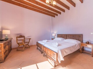 Villa Porreres Features 48