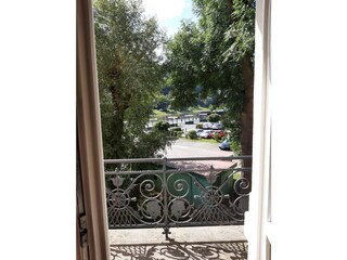 Sicht vom Balkon zur Elbe
